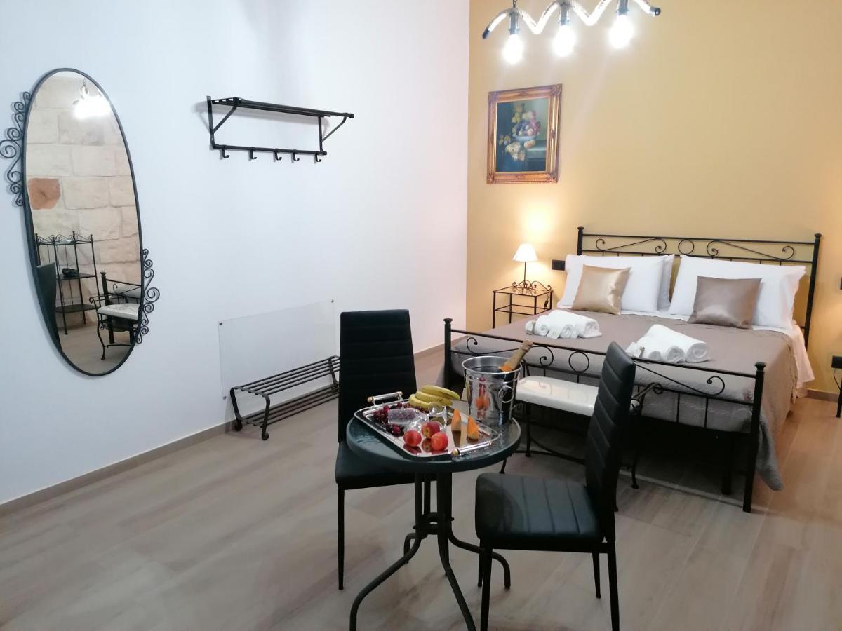 B&B 36 Passi Dal Mare 2.0 ตราปานี ภายนอก รูปภาพ