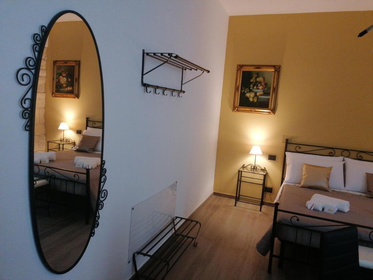 B&B 36 Passi Dal Mare 2.0 ตราปานี ภายนอก รูปภาพ