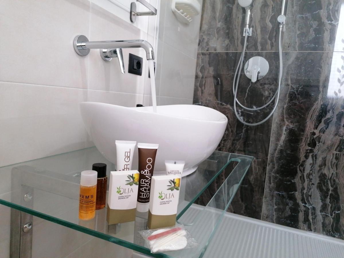 B&B 36 Passi Dal Mare 2.0 ตราปานี ภายนอก รูปภาพ