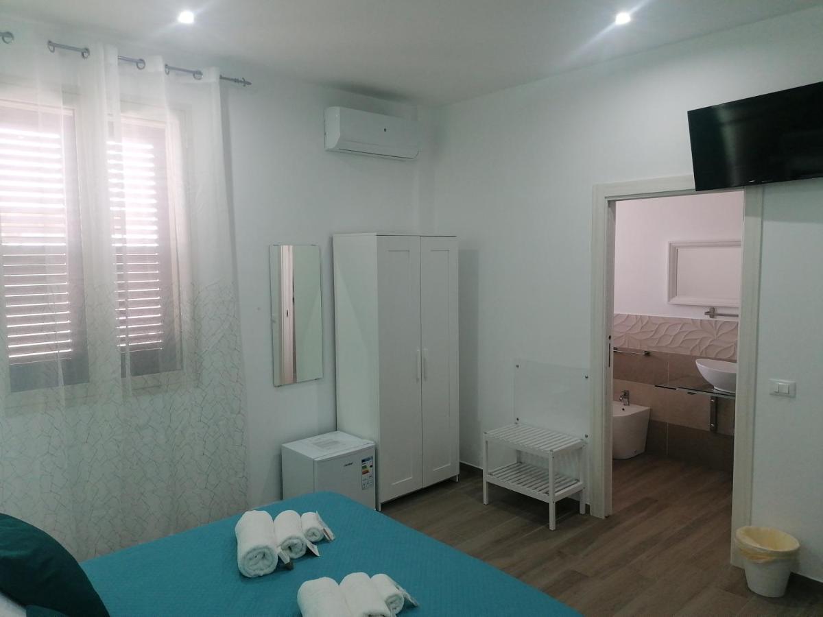 B&B 36 Passi Dal Mare 2.0 ตราปานี ภายนอก รูปภาพ