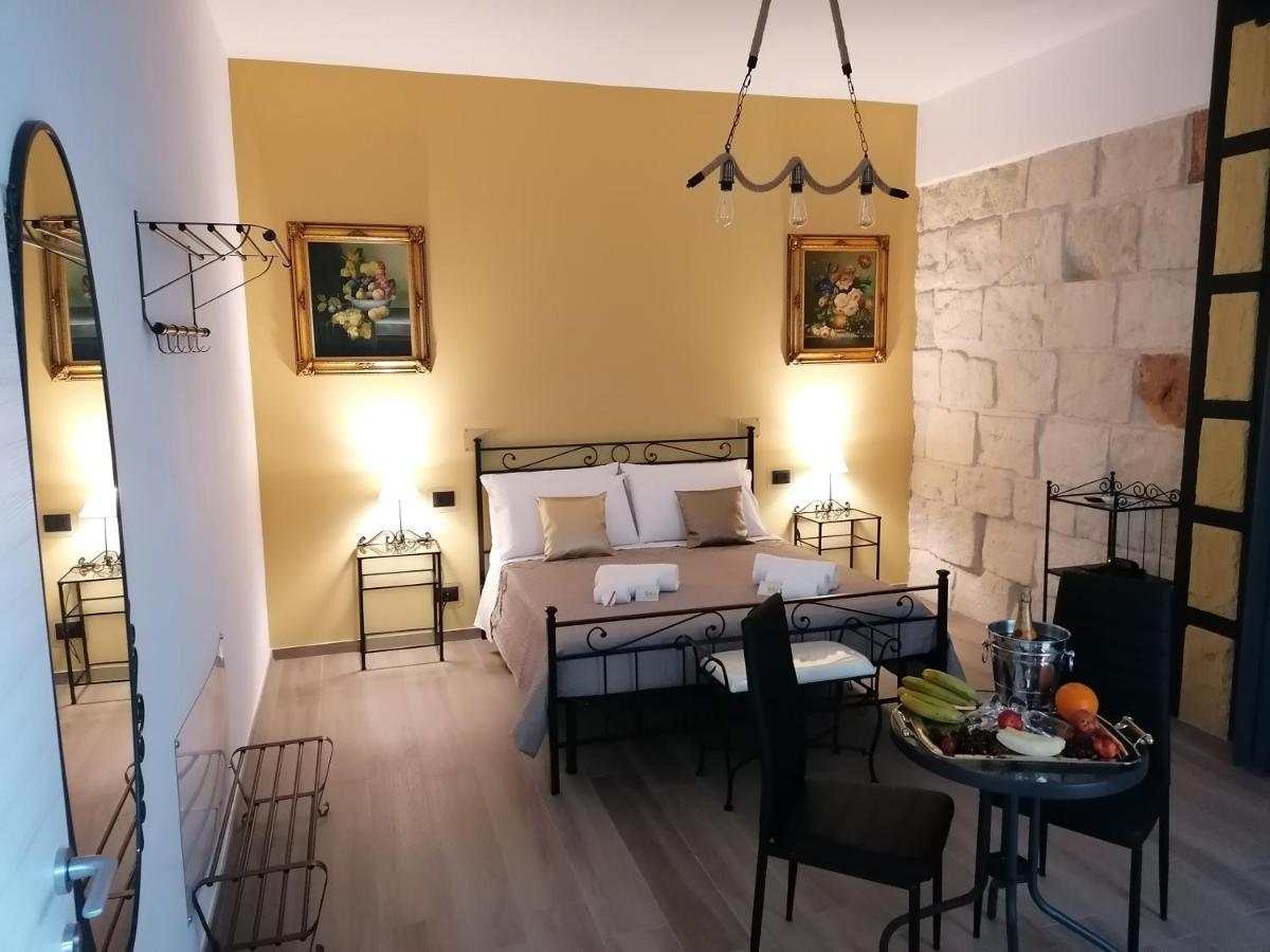 B&B 36 Passi Dal Mare 2.0 ตราปานี ภายนอก รูปภาพ
